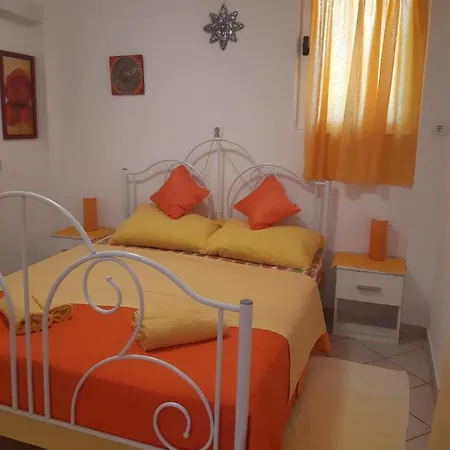 Palm House Apartment *